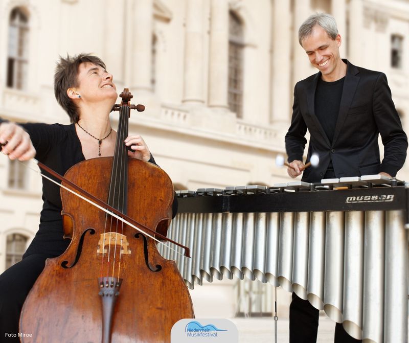 Anna Carewe (Cello) & Oli Bott (Vibraphon)